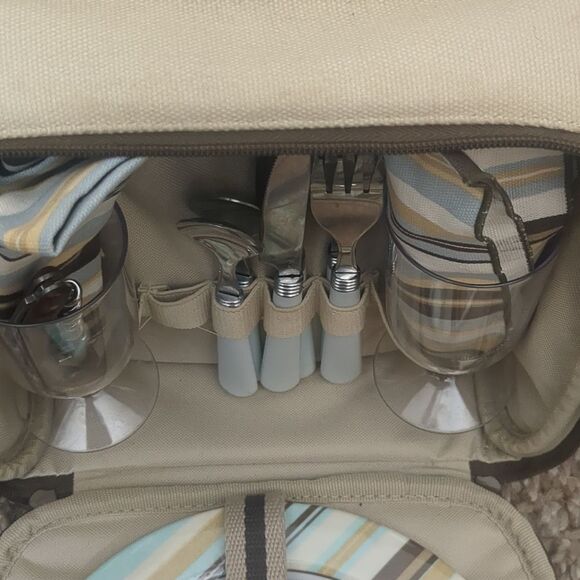 Picnic at Ascot Picnic Cooler w/ Glasses Plates Napkins Cutting Board - Picture 3 of 9